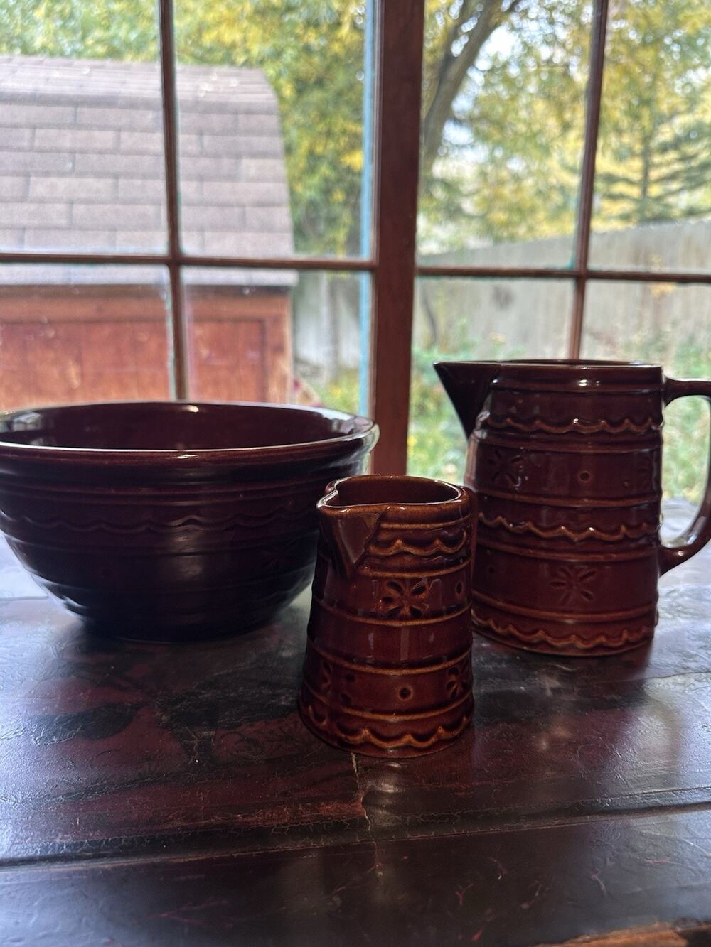Vintage Marcrest Daisy Dot Stoneware 3 Pc Set Mixing Bowl Pitcher Creamer USA
